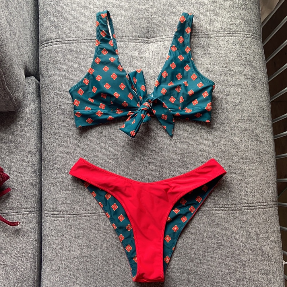Tie Front Bikini! - Picture 2 of 3